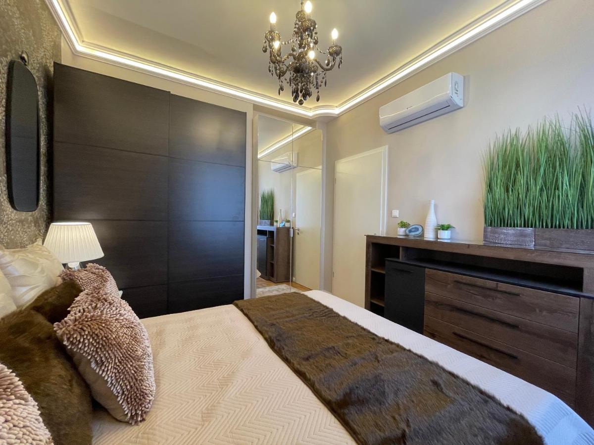 R7 Design Apartment - Hostaid Budapest Luaran gambar