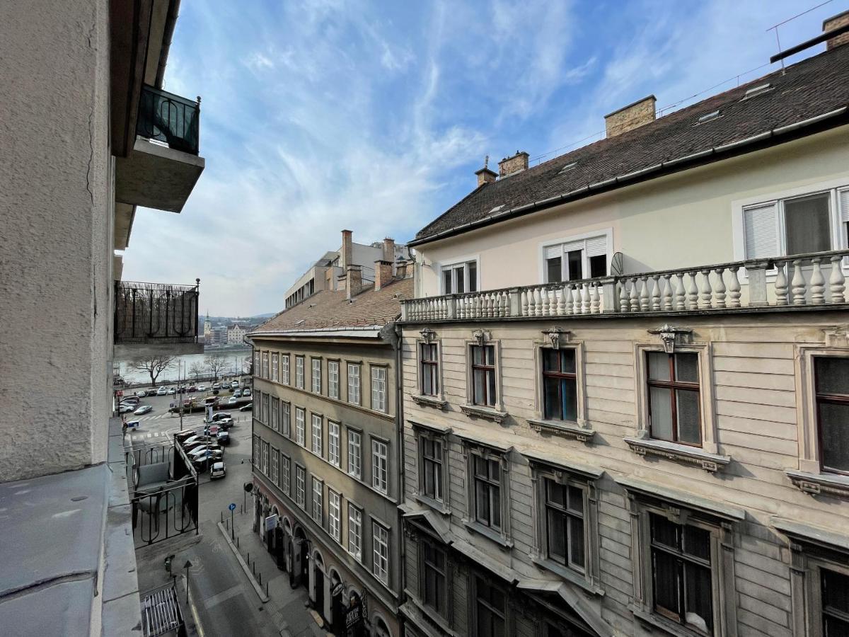 R7 Design Apartment - Hostaid Budapest Luaran gambar